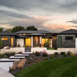 <a href="https://www.deepseededdesign.com/modern-luxury/">Willow</a> landscape design